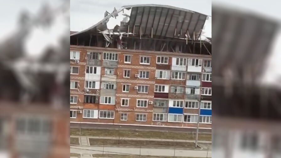 Жительница дома на Кубани, где ветром сорвало крышу, рассказала, что кровлю установили совсем недавно