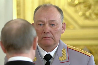 Золотой звездой Героя России награжден уроженец Уссурийска генерал-полковник Александр Дворников