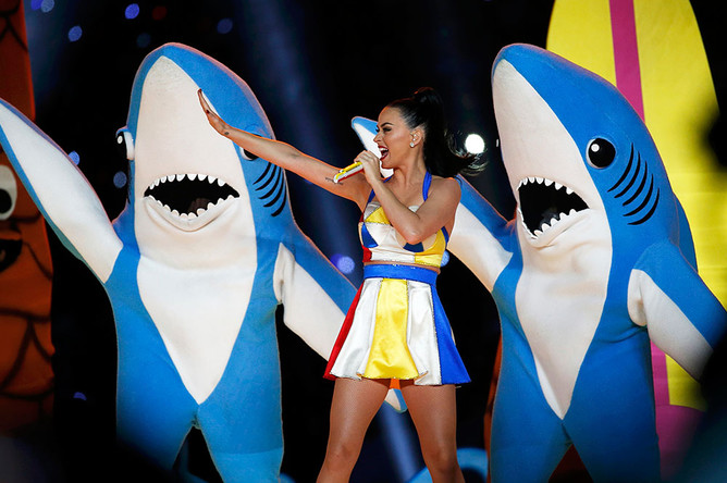 Выступление Кэти Перри на Super Bowl 2015