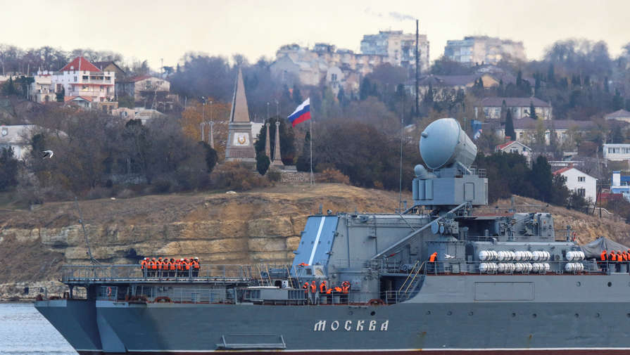 Погибшего на крейсере Москва мичмана похоронили в Севастополе
