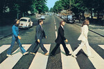 Ян Макмиллан. «The Beatles, переходящие Abbey Road». 1969 год
<br><br>Снимок украсил обложку одноименного альбома группы и стал самой популярной фотографией в мире музыки