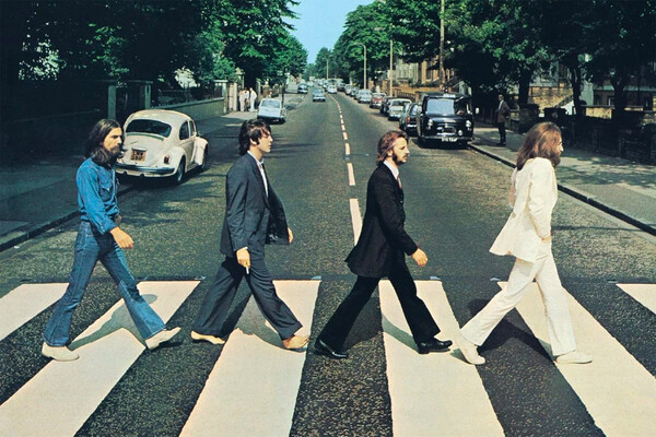 Ян Макмиллан. &laquo;The Beatles, переходящие Abbey Road&raquo;. 1969&nbsp;год
<br><br>Снимок украсил обложку одноименного альбома группы и стал самой популярной фотографией в&nbsp;мире музыки