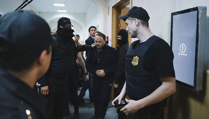 Мэр Владивостока Игорь Пушкарев в Басманном суде