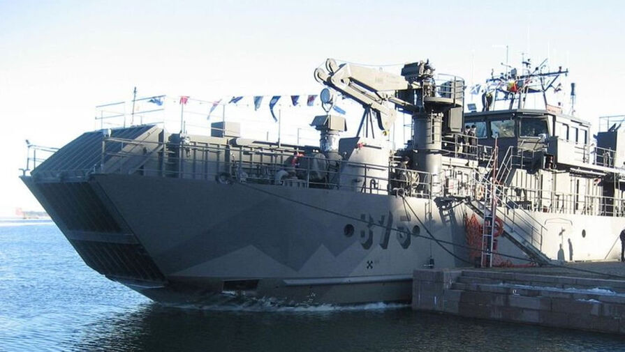 Минный тральщик ВМС Финляндии сел на мель в Архипелаговом море
