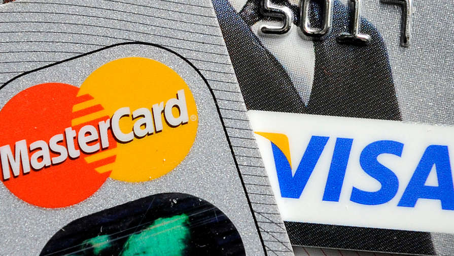 Известия: у россиян возникли проблемы при оплате бессрочными картами Visa и Mastercard