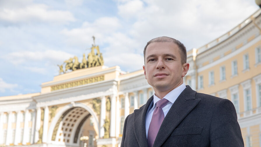 В Петербурге обсудили включение программы суррогатного материнства в систему ОМС