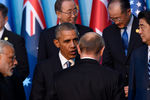 Барак Обама и Владимир Путин (в центре)
