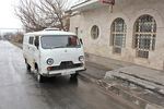 Знаменитый «ЕрАЗ» — детище Ереванского автомобильного завода, на российских дорогах не встречается уже лет 20. В Армении они до сих пор являются неотъемлемой частью автомобильного разнообразия 