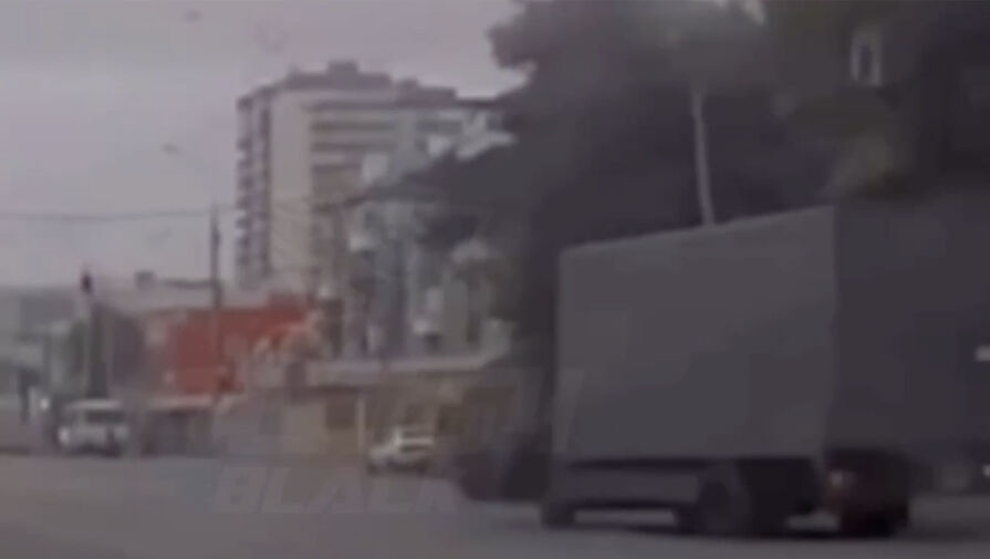 Появилось видео с грузовиком, у которого оторвалась кабина во время движения