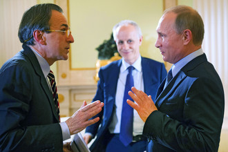Владимир Путин, директор газеты Corriere della Sera Лучиано Фонтана и журналист Паоло Валентино во время интервью