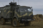 Военный автомобиль «КаМАЗ» на полигоне Опук в Крыму во время учений, 19 марта 2017 года