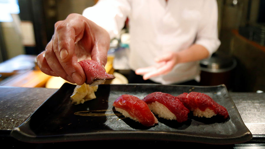 Диетолог предупредил об опасности употребления блюд японской кухни