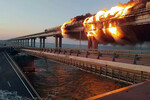 Последствия взрыва на участке Крымского моста, 8 октября 2022 года
