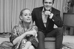 Актеры Женевьев Паж и Питер Эллиот, 1967 год