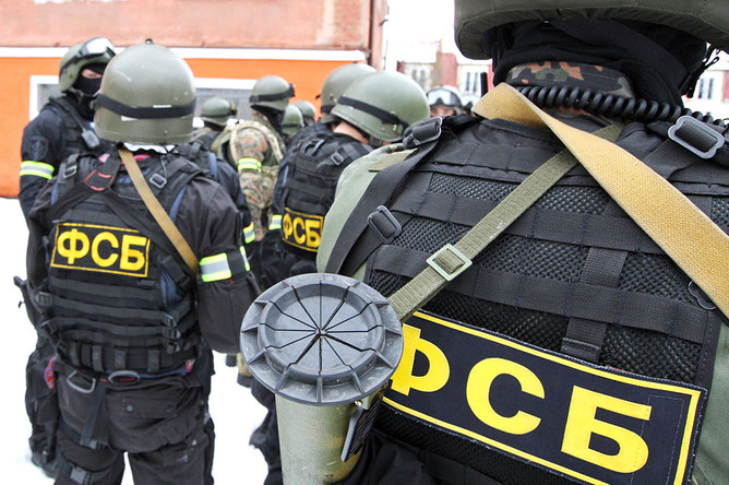ФСБ объявила о задержании за подготовку терактов в России 25 украинцев