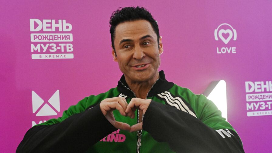 Костюшкин рассказал, как чуть не сжег квартиру в попытке порадовать мать