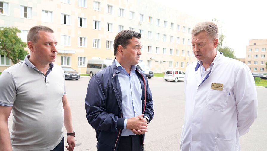 Губернатор Подмосковья навестил пострадавших в больнице Сергиева Посада