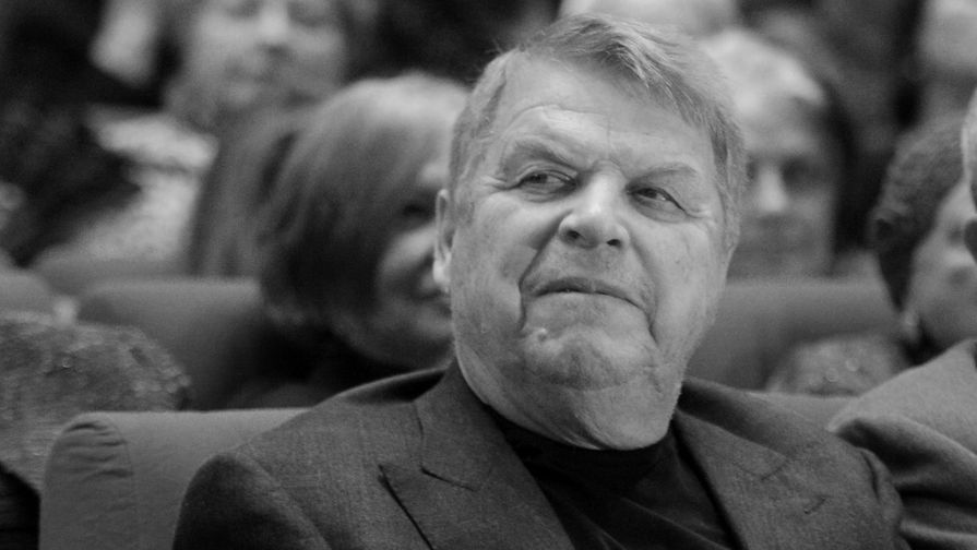 <b>Михаил Михайлович Кокшенов (16 сентября 1936 – 4 июня 2020)</b>. Советский и российский актер, кинорежиссер и сценарист. Народный артист России (2002)