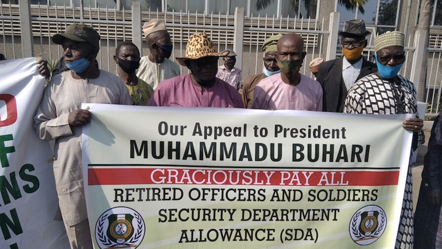 В Нигерии военные пенсионеры бастуют против невыплаты пособий