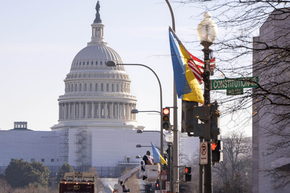 Эта страна отходит на второй план»: примут ли в США закон о помощи Украине  - Газета.Ru