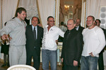 Братья Емельяненко вместе с Владимиром Путиным, Сильвио Берлускони и Жан-Клодом ван Даммом