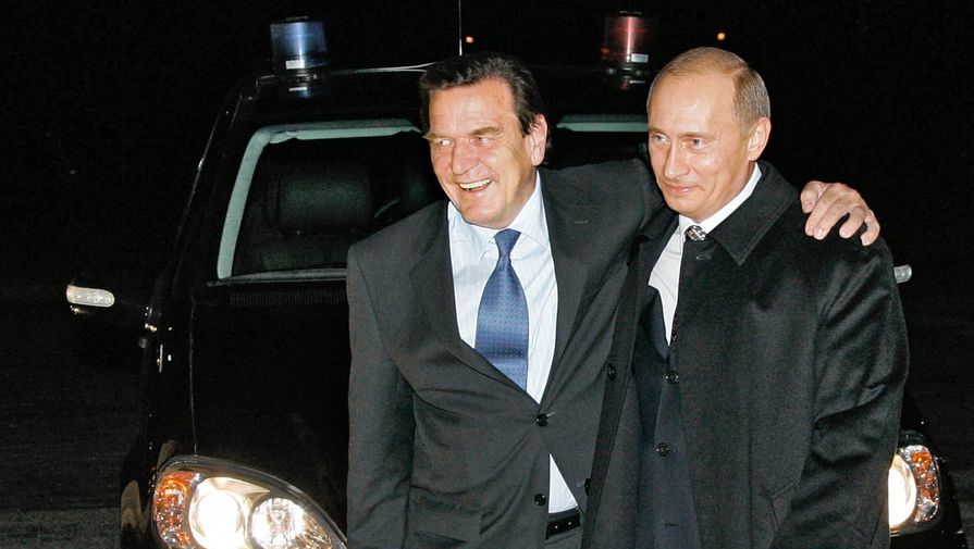 Герхард Шрёдер и Владимир Путин, 2005 год