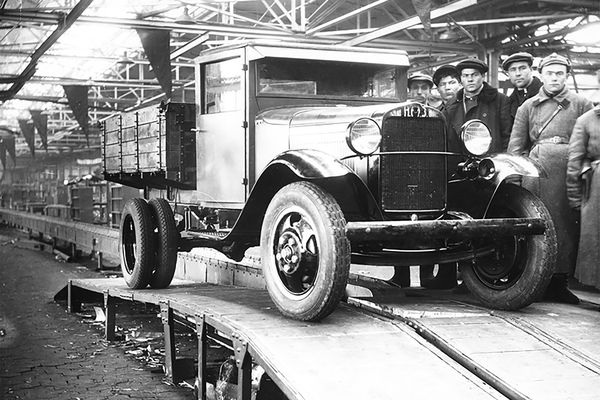 Первый автомобиль ГАЗ-АА полуторка, 1932 год