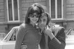 Адриано Челентано с девушкой в Риме, 1967 год