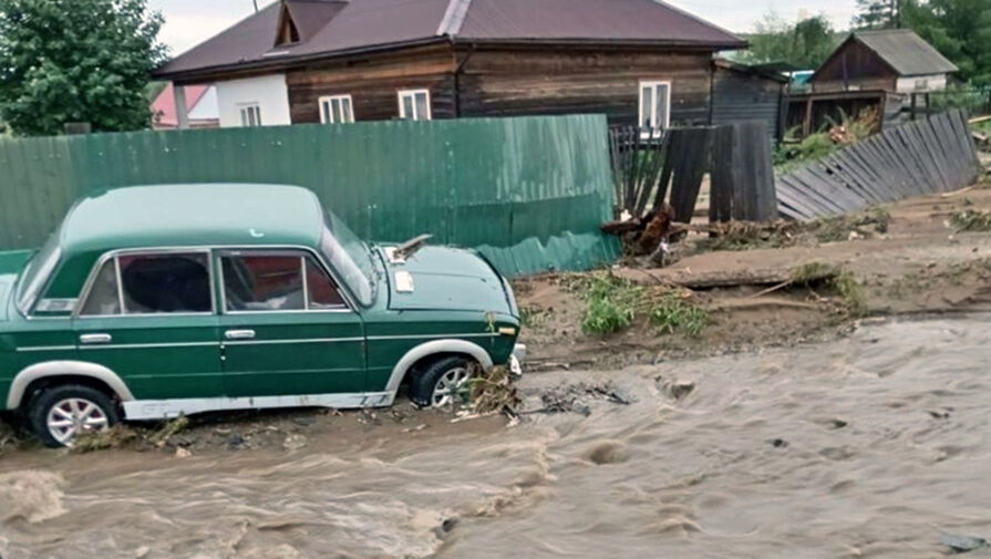 Жителей села в Бурятии отрезало от цивилизации после наводнения