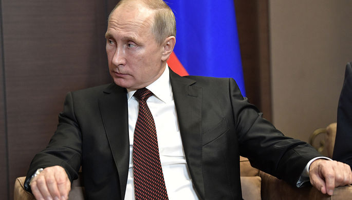 Путин поручил создать рабочую группу для защиты россиян за рубежом