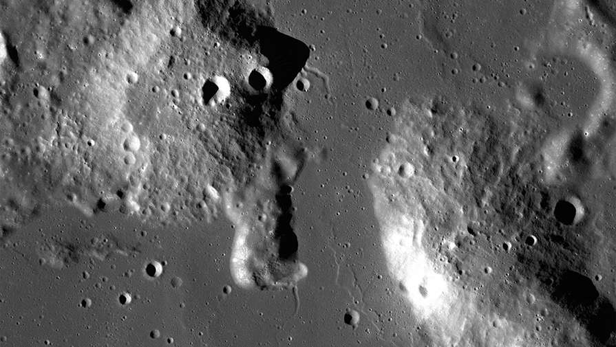 NASA отправит аппарат для изучения таинственного лунного города