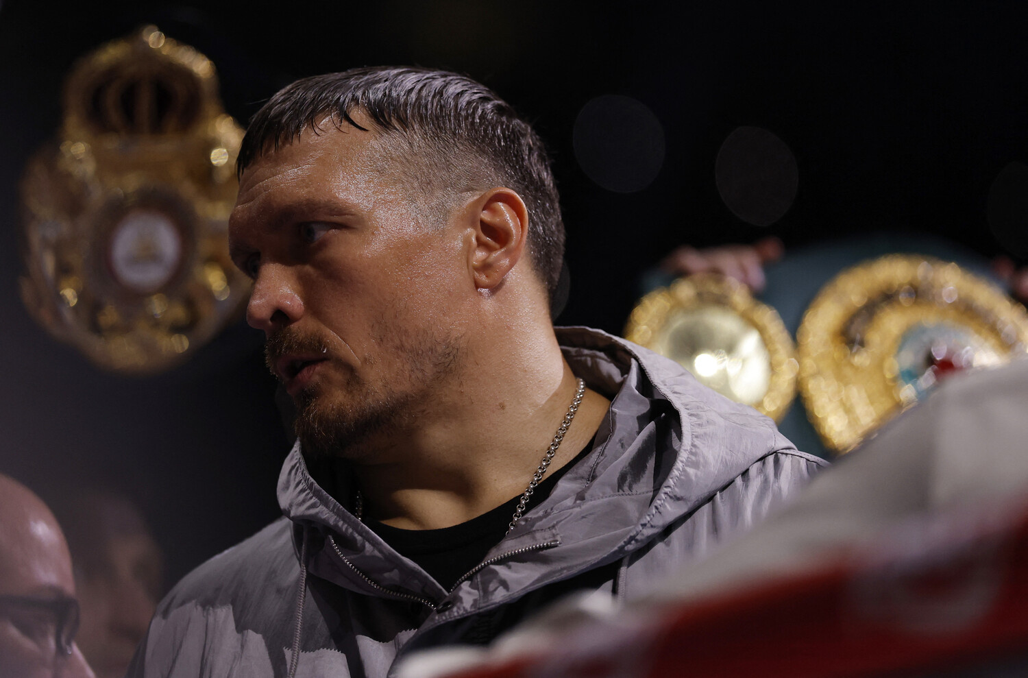 Исторический бой: Усик дважды уронил Дюбуа и объединил все пояса