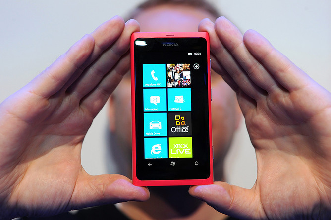 Американские операторы продают новые смартфоны Nokia Lumia со скидками или бесплатно