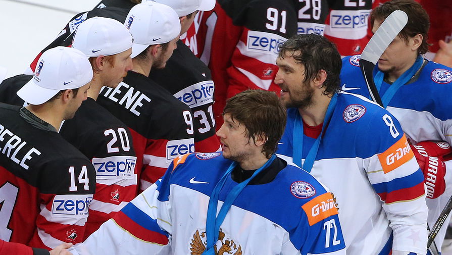 Сборная России поздравляет новых чемпионов мира — канадцев