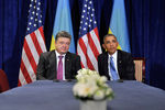 Избранный президент Украины Петр Порошенко и президент США Барак Обама во время совместной пресс-конференции