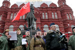 Участники мероприятий в Москве по случаю 140-й годовщины со дня рождения Иосифа Сталина, 21 декабря 2019 года