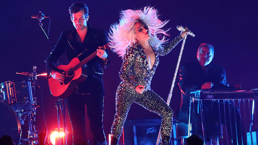 Певица Леди Гага во время выступления на&nbsp;церемонии &laquo;Грэмми-2019&raquo;