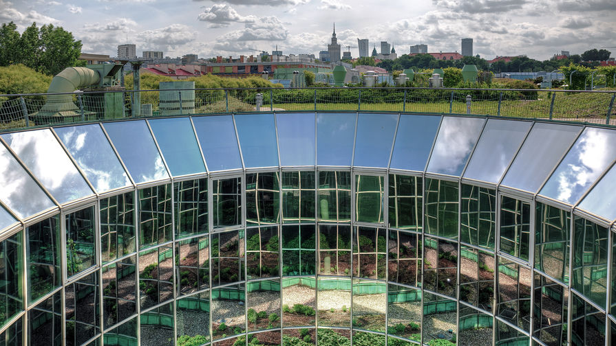 Вид на центр города с крыши библиотеки Университета Варшавы