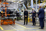 Президент США Джо Байден на заводе General Motors