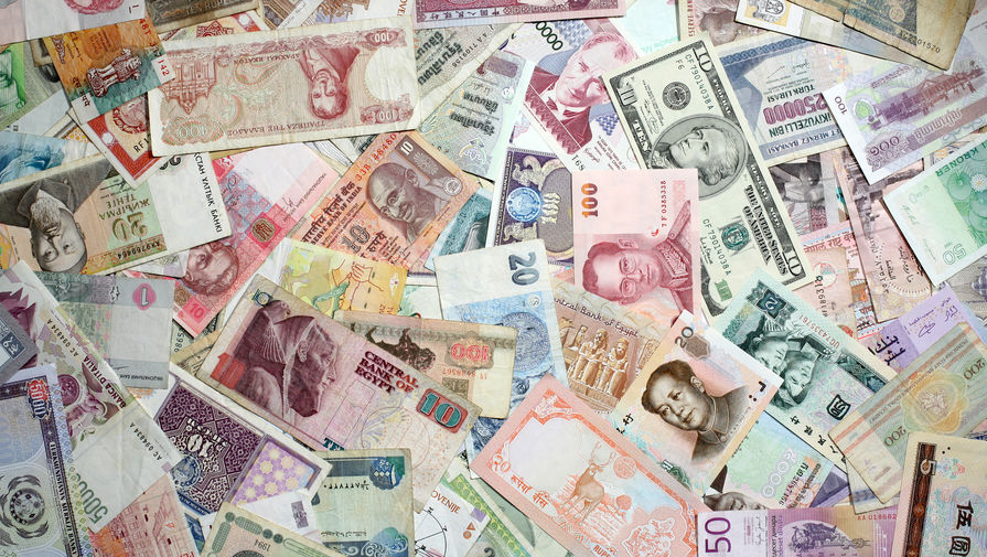 Эксперт назвал опасные для покупки валюты в 2021 году - Газета.Ru | Новости
