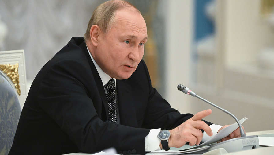 Путин предостерег Макрона и Шольца от поставок западного оружия на Украину