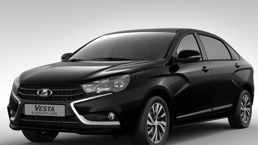 АвтоВАЗ пообещал обеспечить чиновников специальными Lada после призыва Силуанова