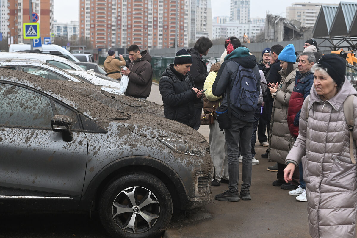 «Апокалипсис! Что за беспредел?» Колонна «Снежкома» ранила людей и повредила машины
