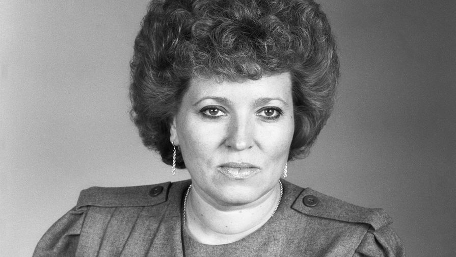 Валентина Матвиенко, 1989 год