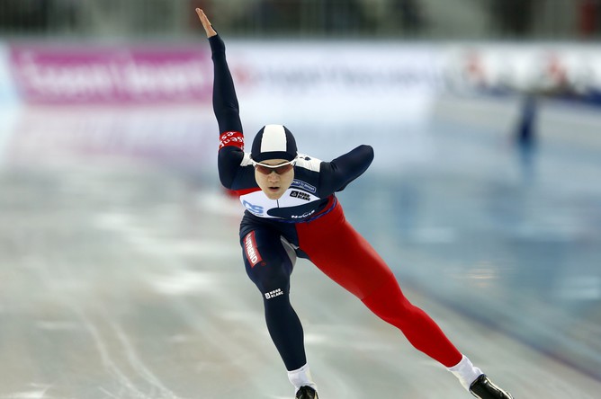 Чешка Каролина Эрбанова на дистанции во время выступления на чемпионате мира в Сочи на дистанции 1000 м