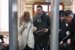Алексей Навальный (включен в список террористов и экстремистов) с супругой Юлией 