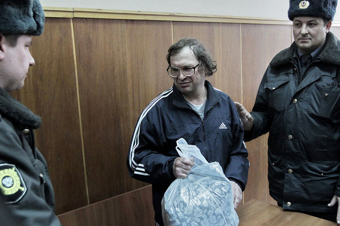Основатель финансовой пирамиды «МММ» Сергей Мавроди в зале Хамовнического суда Москвы, 2012 год