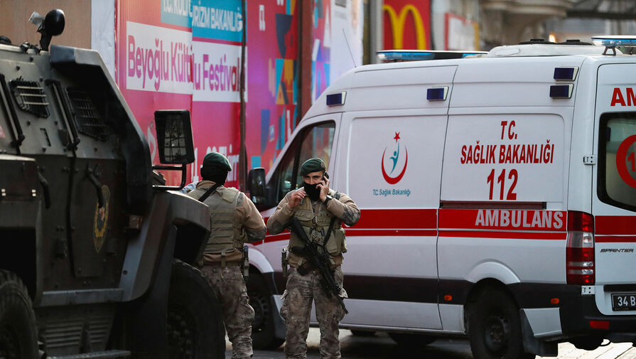 ТРТ: два человека погибли при пожаре в отеле в Стамбуле