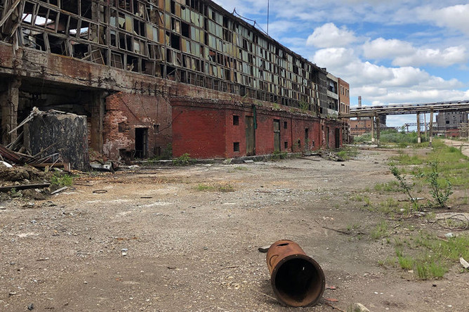 На территории предприятия химической промышленности «Усольехимпром» в городе Усолье-Сибирское