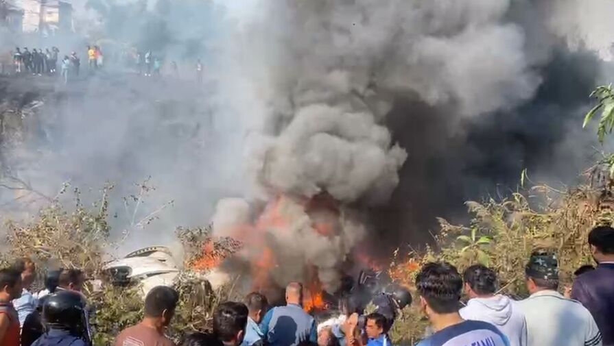 В Непале разбился самолет с 72 пассажирами на борту